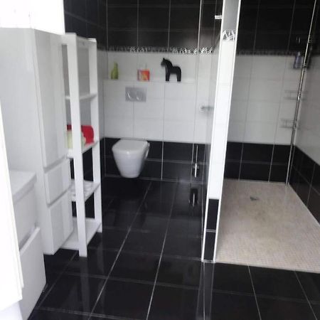 Chambre Avec Salle De Bain Privatisee Avec Petit Dejeuner Compris Auxonne Kültér fotó